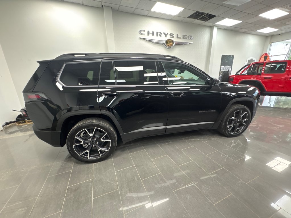 Jeep Cherokee LIMITED 2026 à Paspébiac, Québec - 4 - w1024h768px