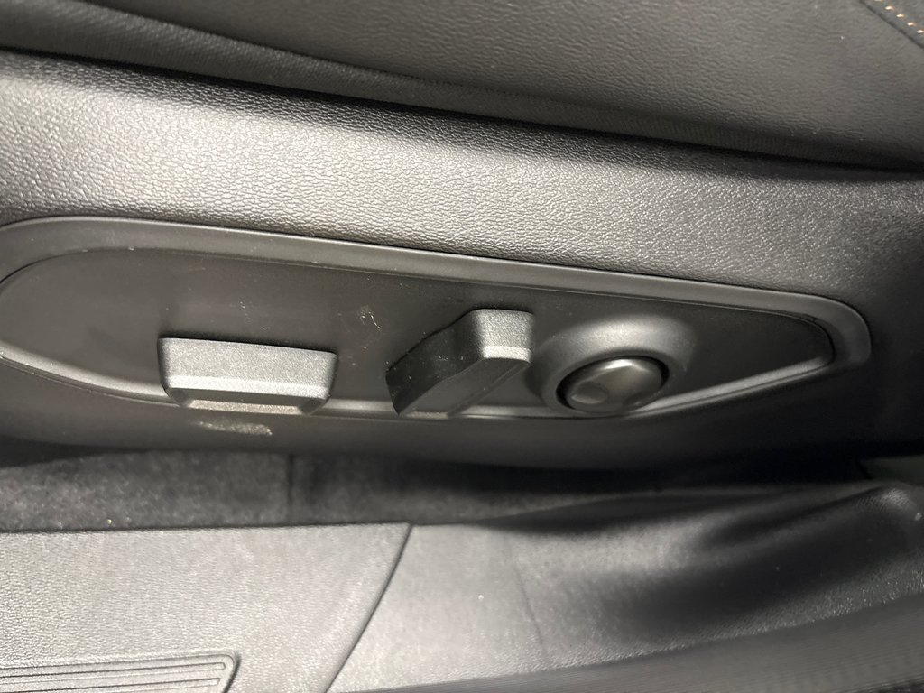 Jeep Cherokee LIMITED 2026 à Paspébiac, Québec - 15 - w1024h768px