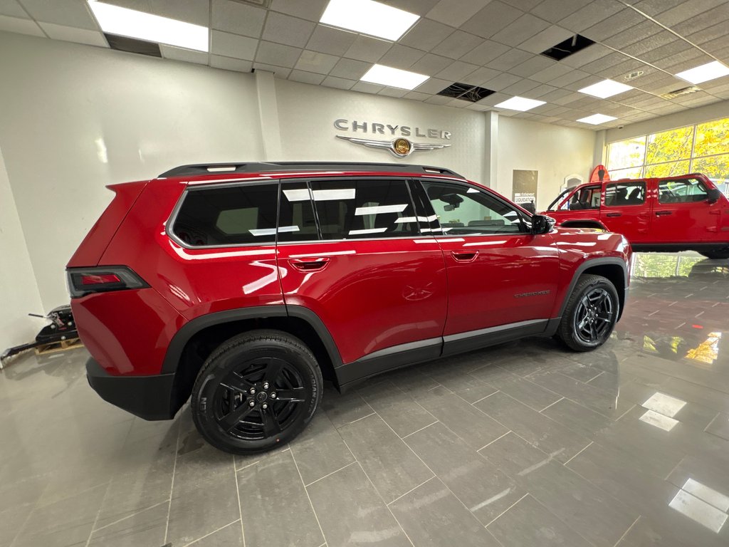 Jeep Cherokee LAREDO 2026 à Paspébiac, Québec - 4 - w1024h768px