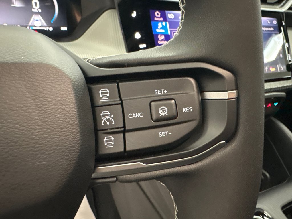 Jeep Cherokee LAREDO 2026 à Paspébiac, Québec - 18 - w1024h768px
