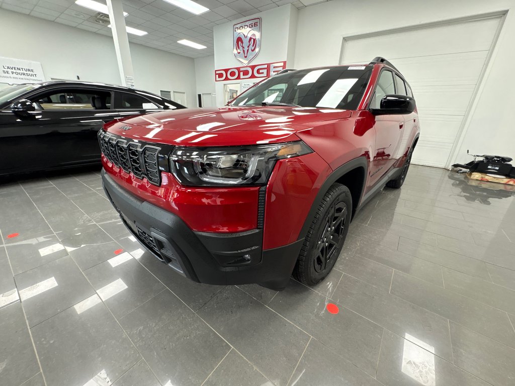 Jeep Cherokee LAREDO 2026 à Paspébiac, Québec - 1 - w1024h768px