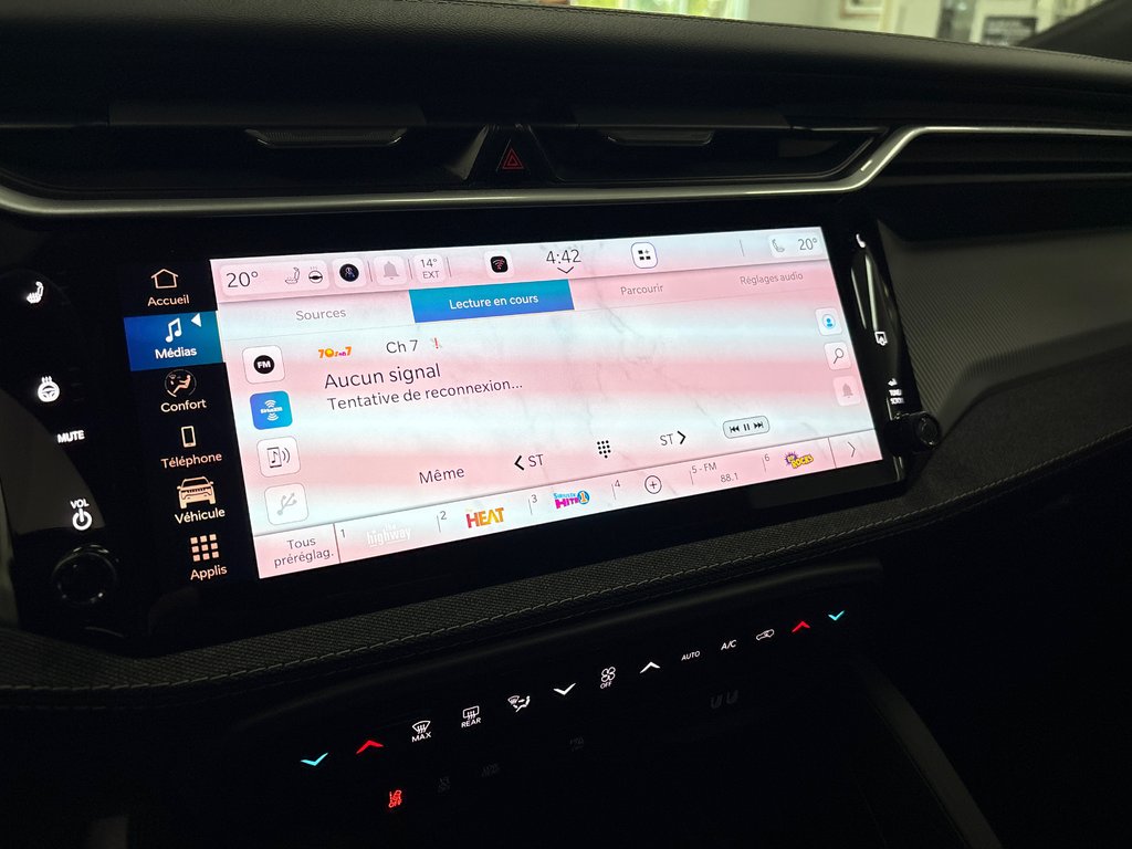 Jeep Cherokee LAREDO 2026 à Paspébiac, Québec - 15 - w1024h768px