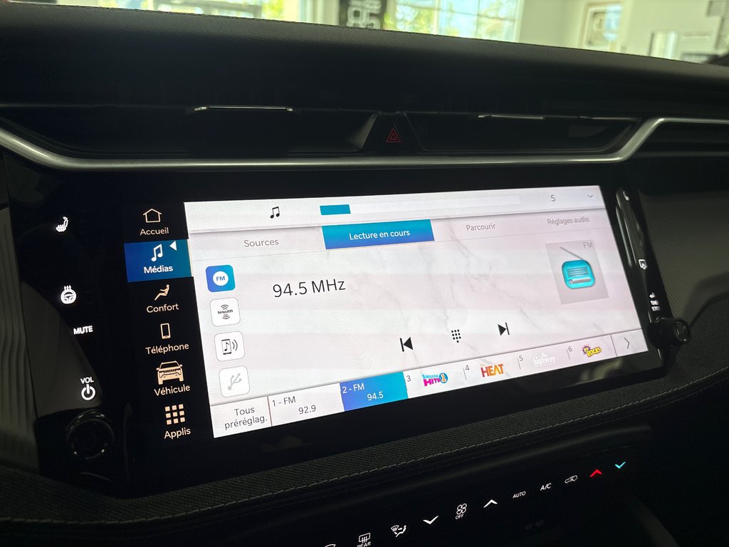 Jeep Cherokee LAREDO 2026 à Paspébiac, Québec - 15 - w1024h768px
