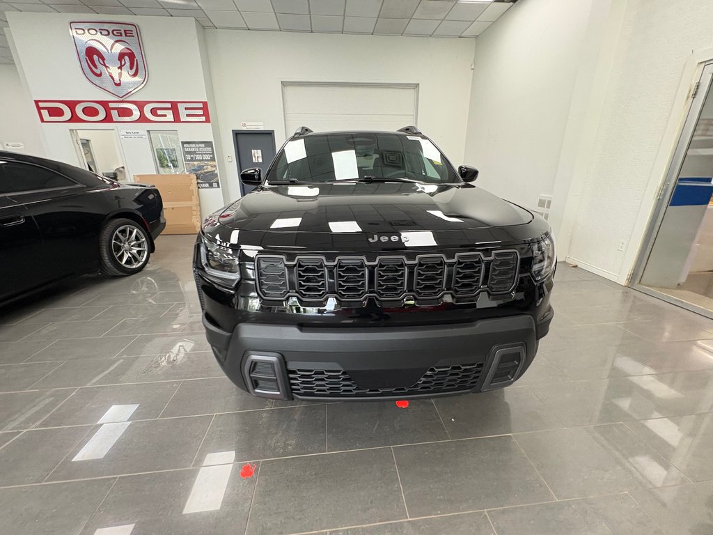 Jeep Cherokee Laredo 2026 à Paspébiac, Québec - 2 - w1024h768px