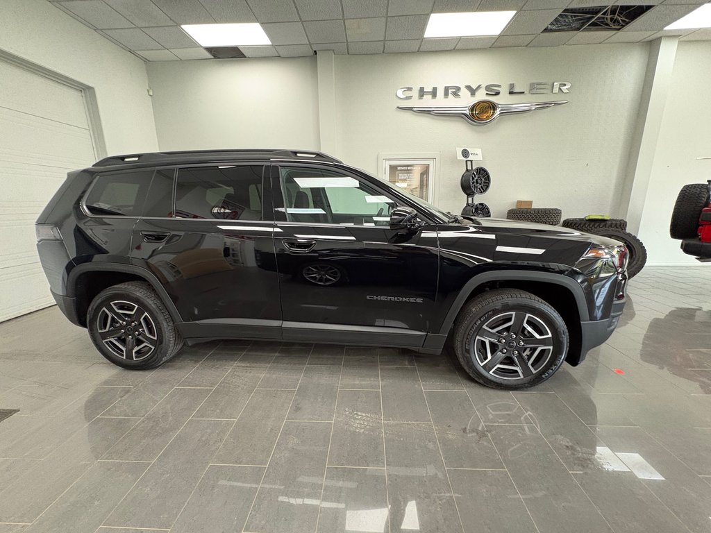 Jeep Cherokee Laredo 2026 à Paspébiac, Québec - 4 - w1024h768px