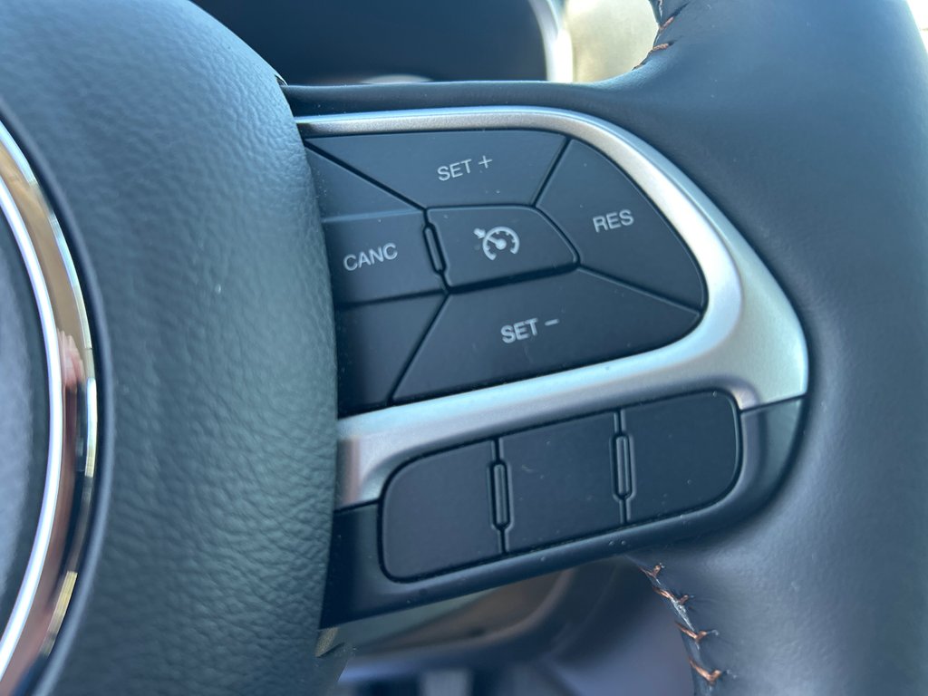 2018 Jeep Compass North in Paspébiac, Quebec - 19 - w1024h768px