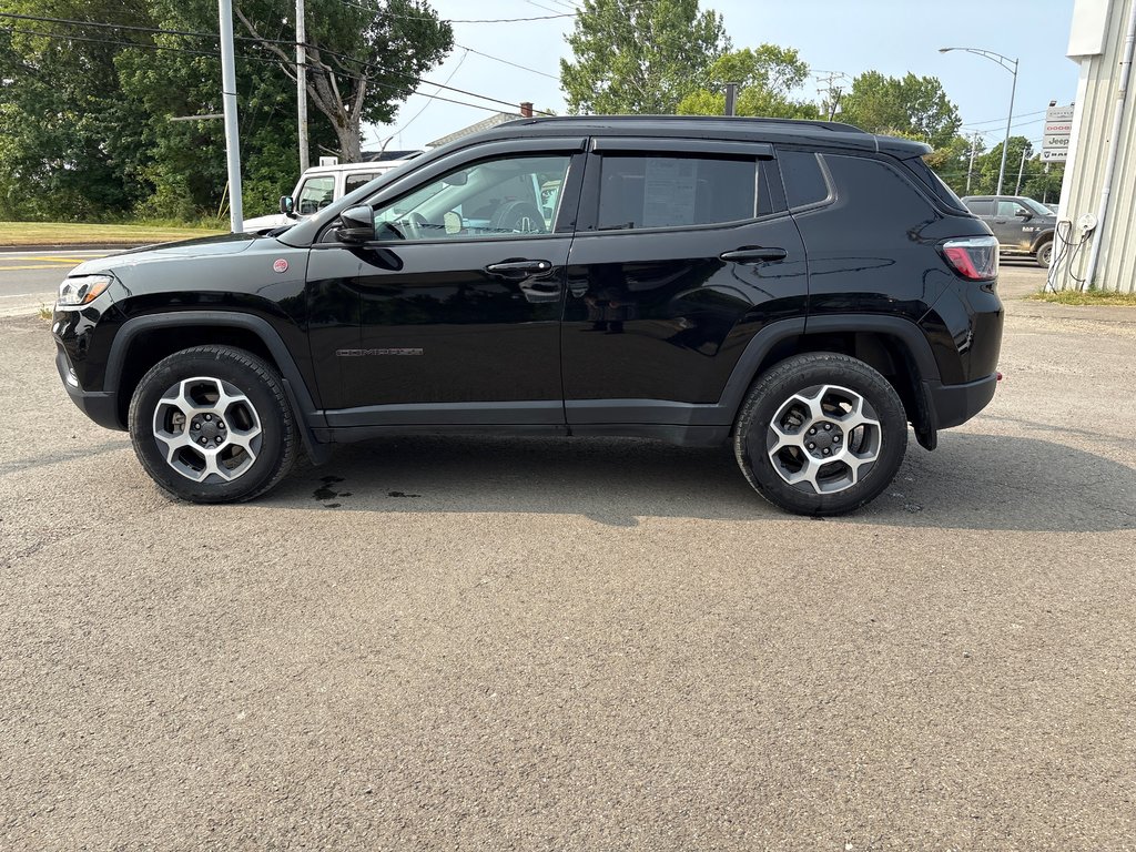Jeep Compass Trailhawk 2022 à Chandler, Québec - 21 - w1024h768px