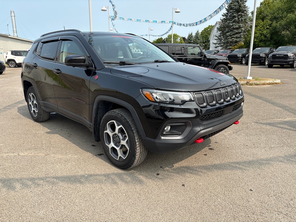 Jeep Compass Trailhawk 2022 à Chandler, Québec - 3 - w1024h768px