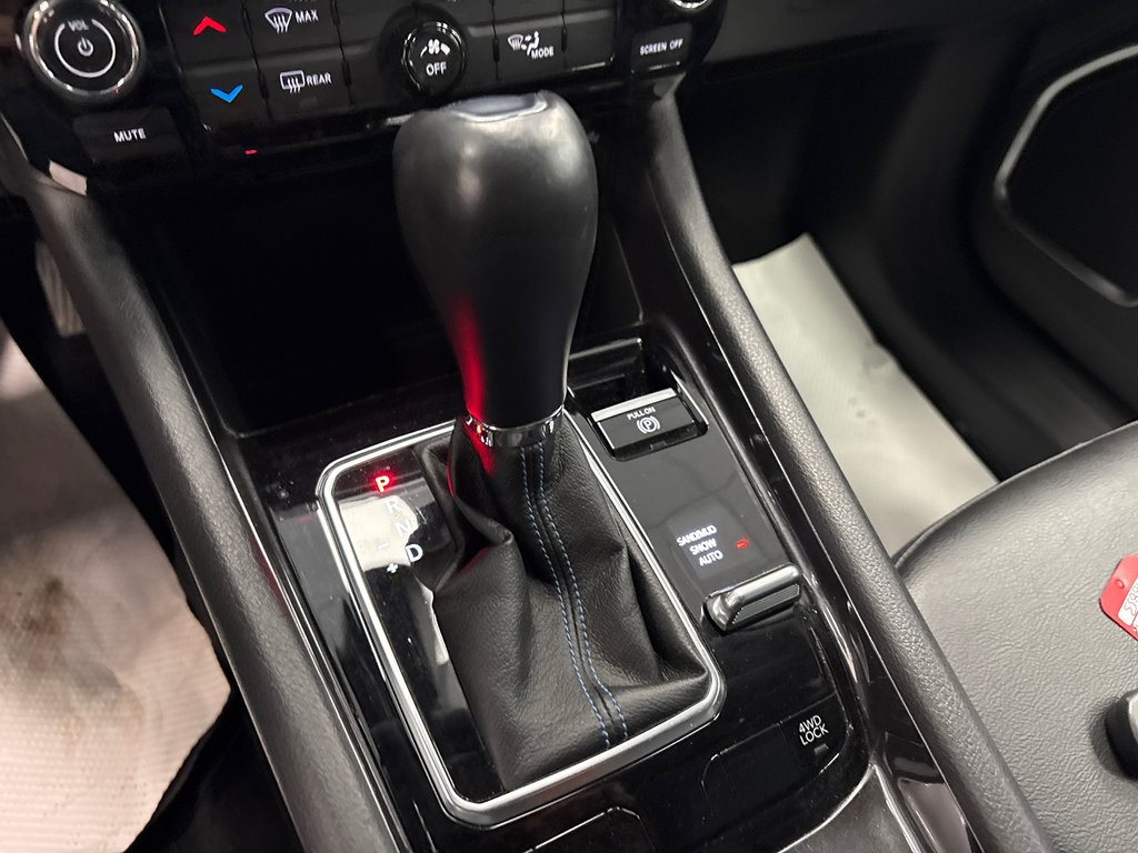2022 Jeep Compass North in Paspébiac, Quebec - 13 - w1024h768px