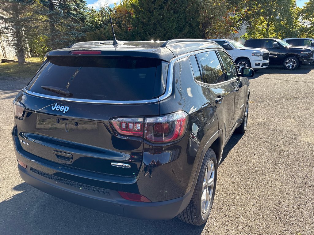 Jeep Compass NORTH 2026 à Paspébiac, Québec - 5 - w1024h768px