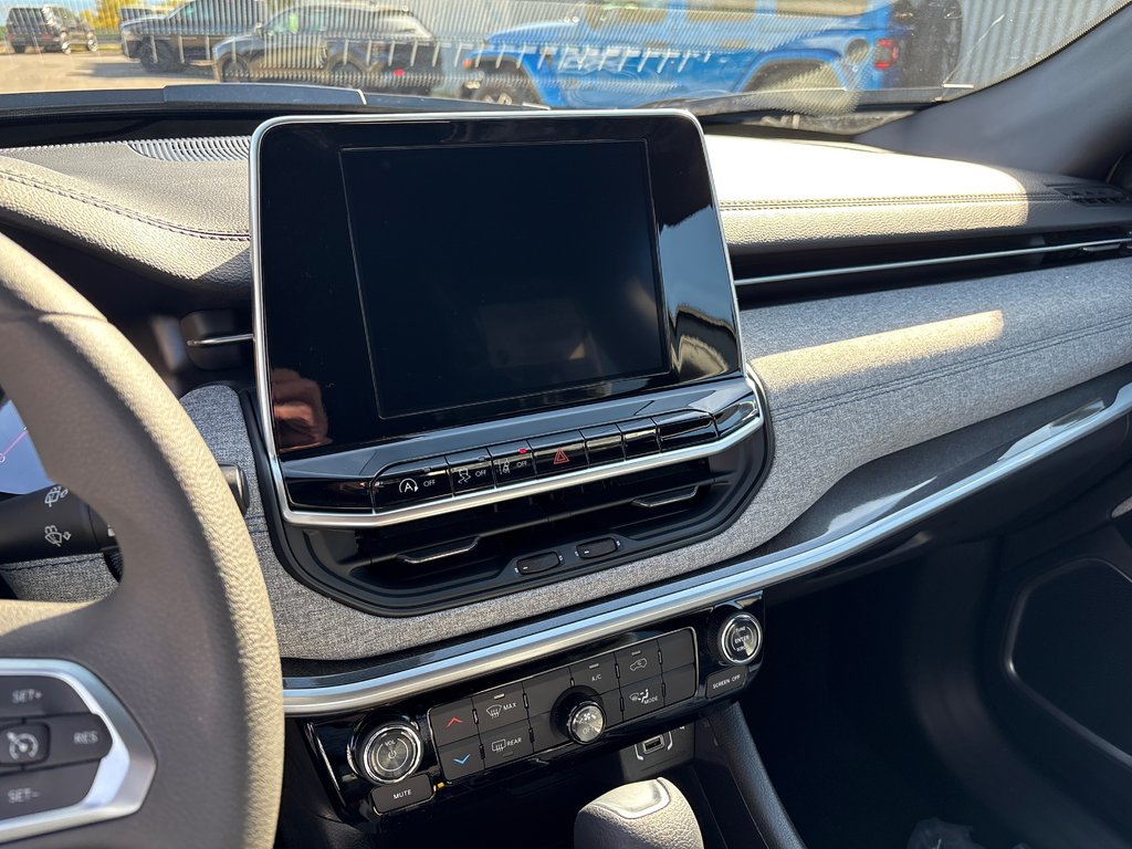 Jeep COMPASS SPORT 2026 à Paspébiac, Québec - 11 - w1024h768px