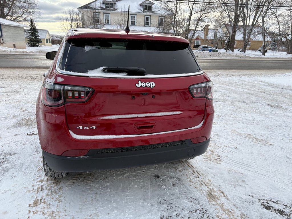 Jeep Compass SPORT 2026 à Paspébiac, Québec - 6 - w1024h768px