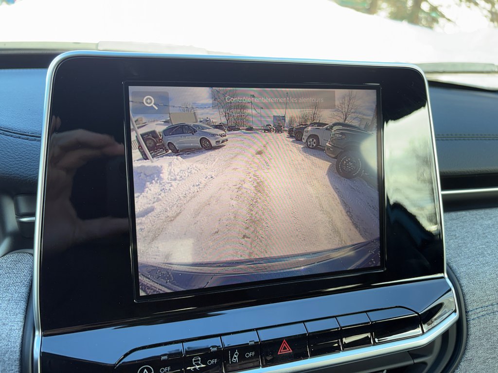 2026 Jeep Compass NORTH in Paspébiac, Quebec - 18 - w1024h768px