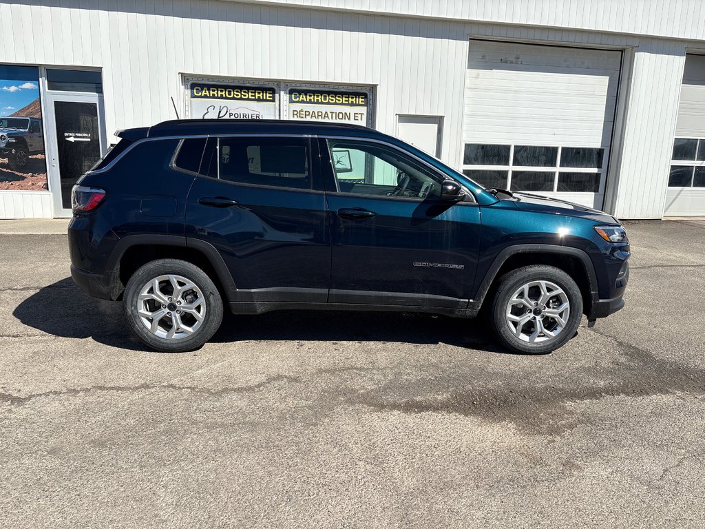 2026 Jeep Compass NORTH in Paspébiac, Quebec - 4 - w1024h768px