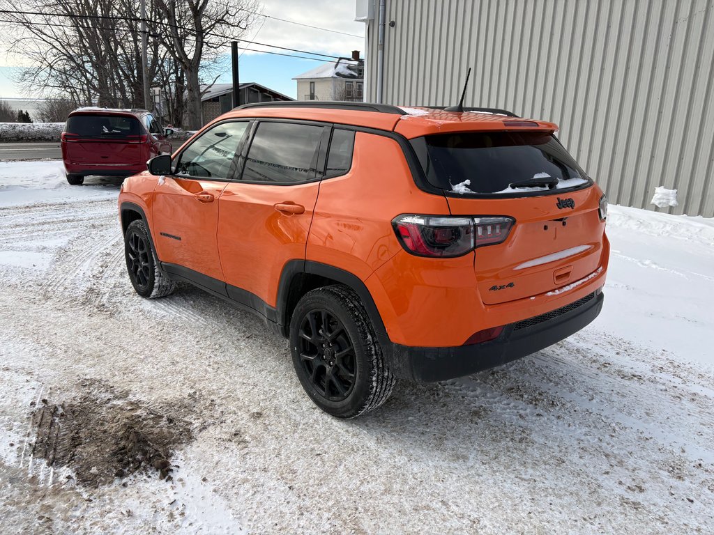 2026 Jeep Compass NORTH in Paspébiac, Quebec - 7 - w1024h768px