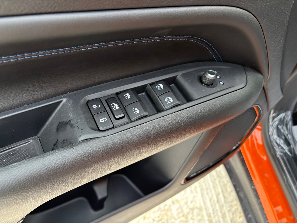 2026 Jeep Compass NORTH in Paspébiac, Quebec - 12 - w1024h768px