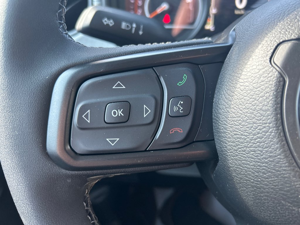 Jeep Gladiator WILLYS 2025 à Paspébiac, Québec - 19 - w1024h768px