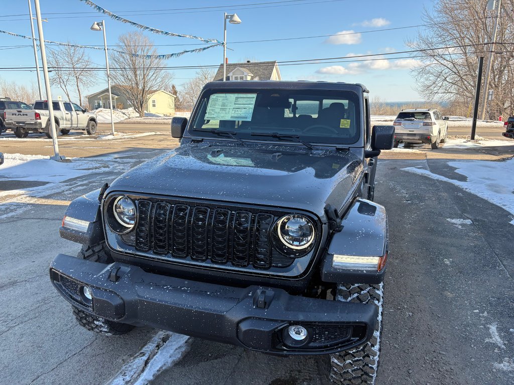Jeep Gladiator WILLYS 2026 à Paspébiac, Québec - 2 - w1024h768px