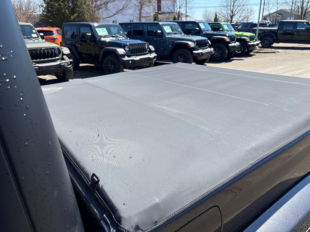 Jeep Gladiator WILLYS 2026 à Paspébiac, Québec - 9 - w1024h768px