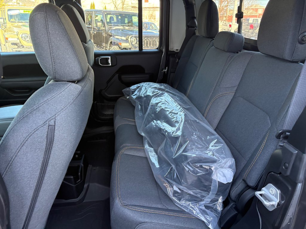 Jeep Gladiator WILLYS 2026 à Paspébiac, Québec - 9 - w1024h768px