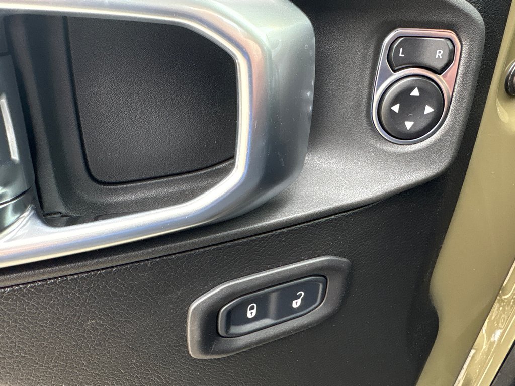 2026 Jeep Gladiator WILLYS in Paspébiac, Quebec - 21 - w1024h768px