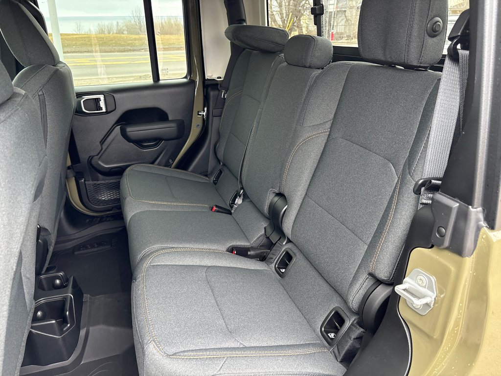 2026 Jeep Gladiator WILLYS in Paspébiac, Quebec - 11 - w1024h768px