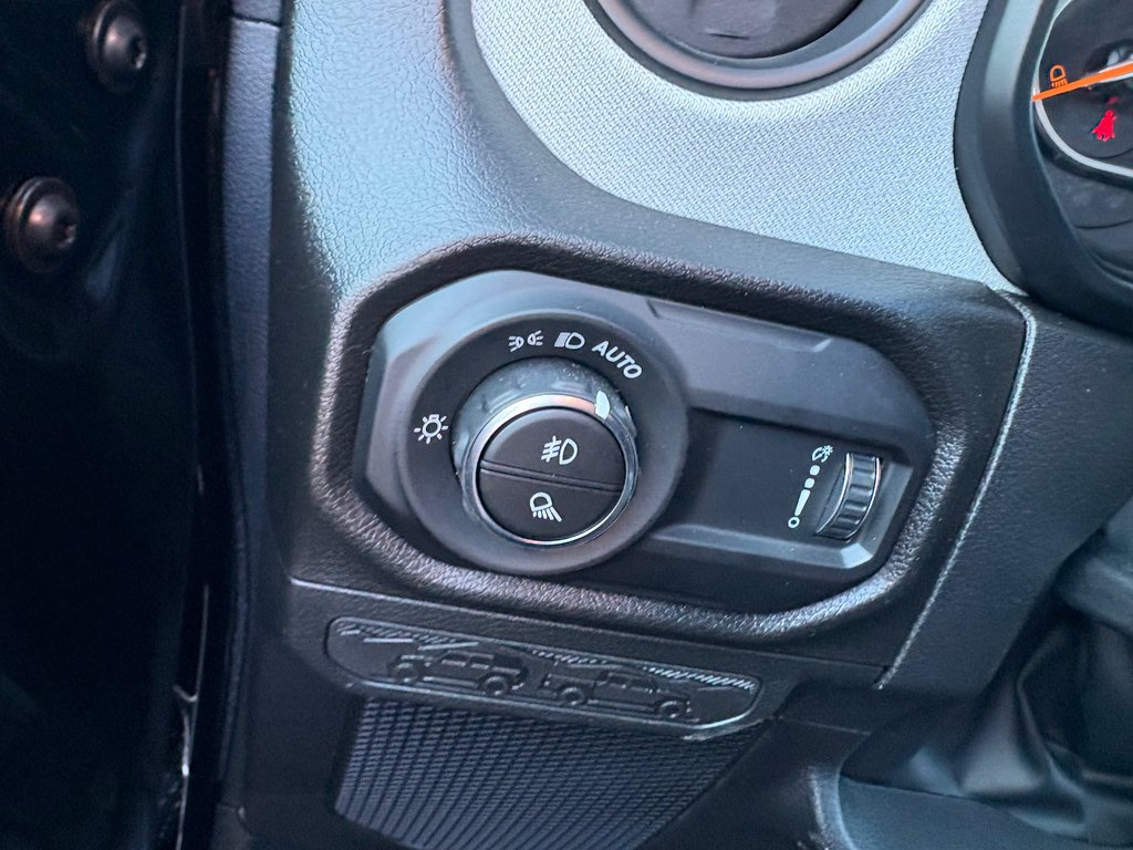 2026 Jeep Gladiator WILLYS in Paspébiac, Quebec - 19 - w1024h768px