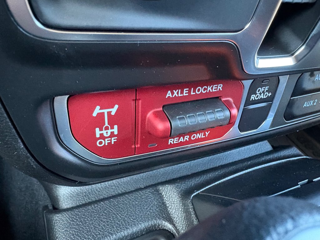 2026 Jeep Gladiator WILLYS in Paspébiac, Quebec - 21 - w1024h768px