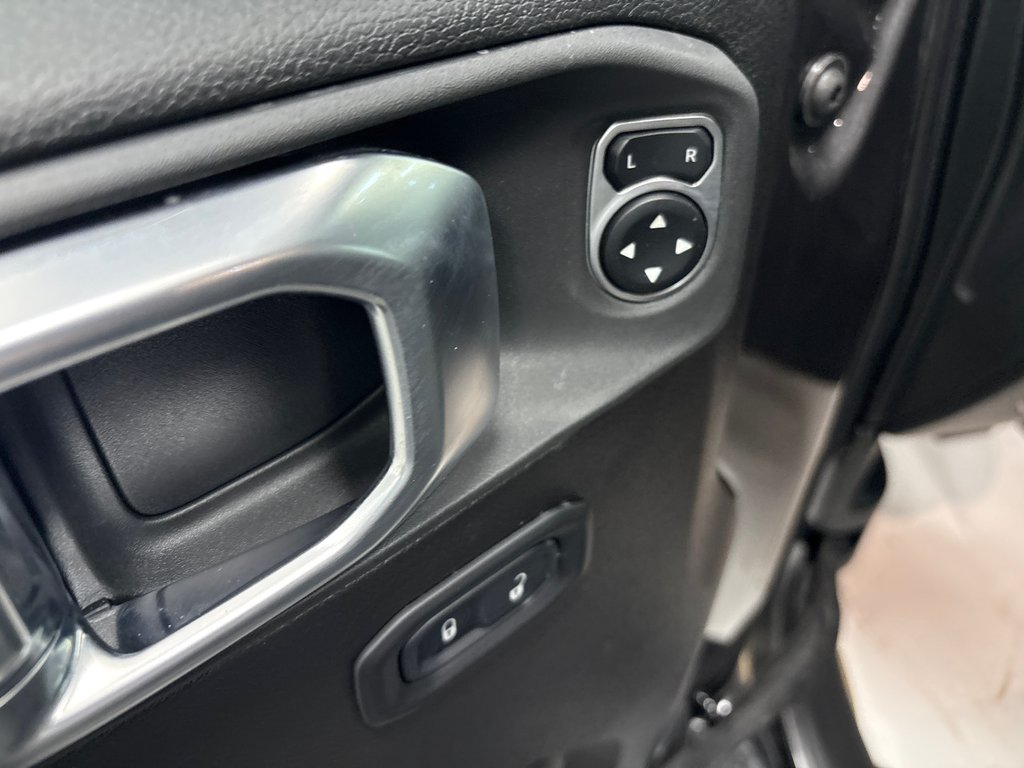 2026 Jeep Gladiator Willys in Paspébiac, Quebec - 18 - w1024h768px