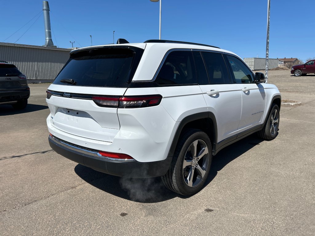 2023  Grand Cherokee 4xe LIMITED HYBRIDE in Paspébiac, Quebec - 7 - w1024h768px