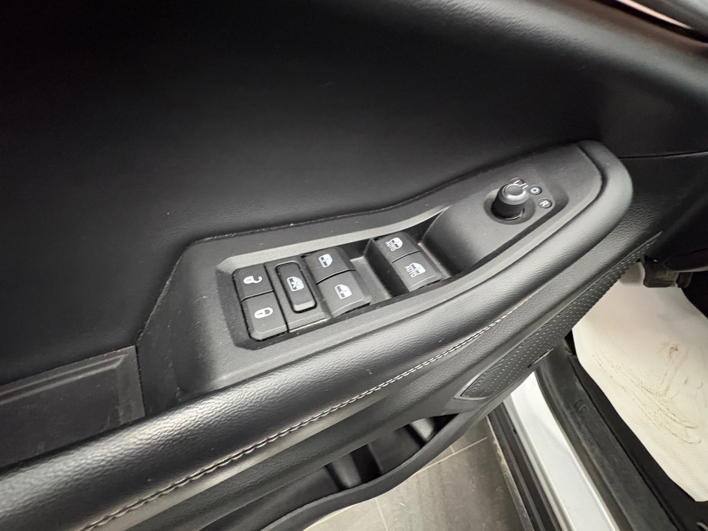 Jeep Grand Cherokee L Limited 2021 à Paspébiac, Québec - 13 - w1024h768px