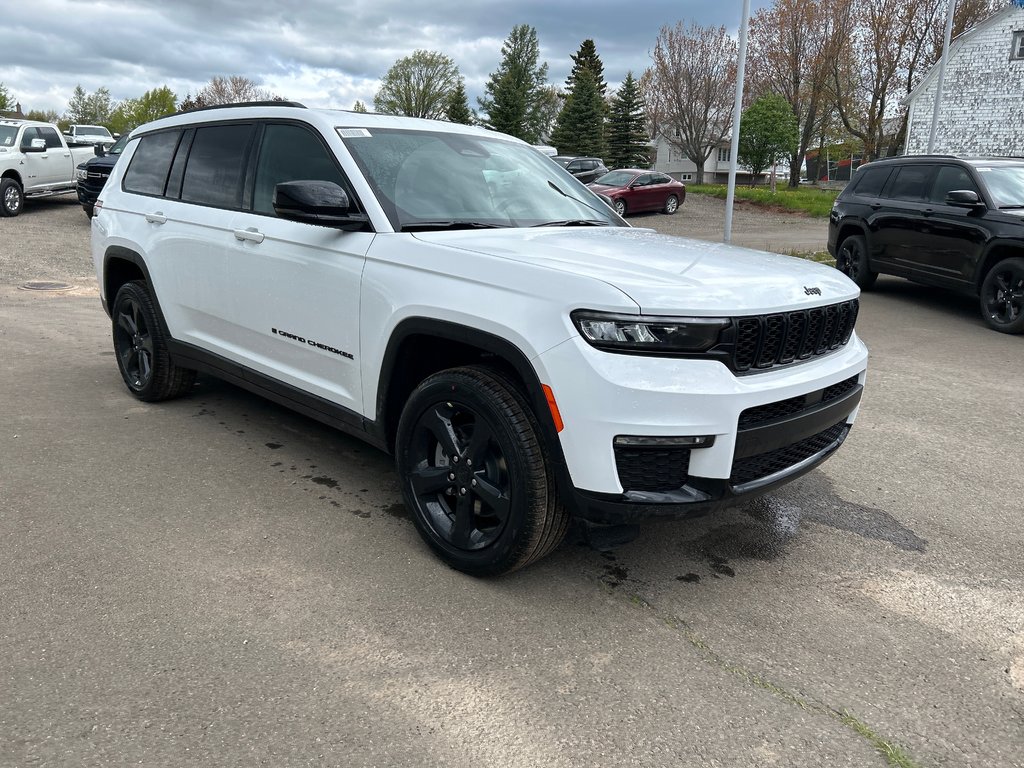 2024  Grand Cherokee L LIMITED in Paspébiac, Quebec - 3 - w1024h768px