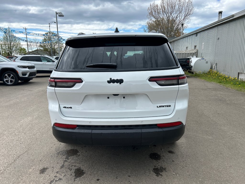 2024  Grand Cherokee L LIMITED in Paspébiac, Quebec - 6 - w1024h768px