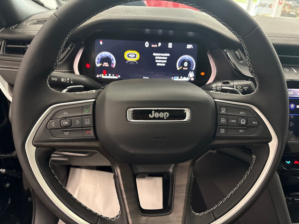 2026 Jeep Grand Cherokee L ALTITUDE in Paspébiac, Quebec - 17 - w1024h768px