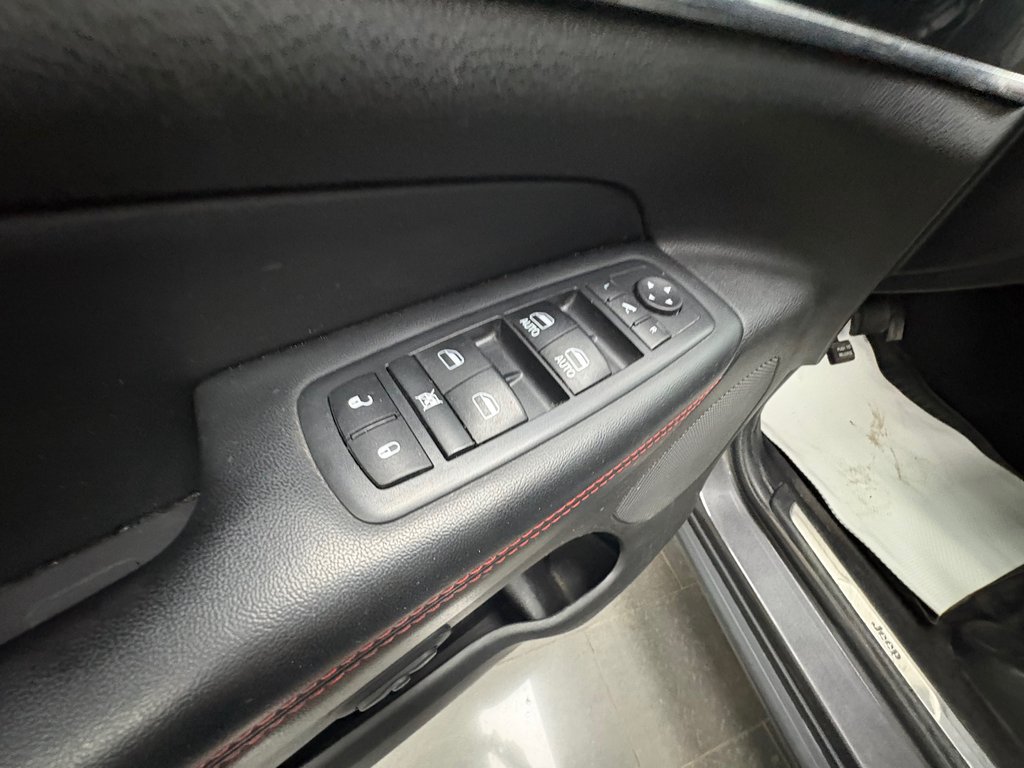 2017 Jeep Grand Cherokee Trailhawk in Paspébiac, Quebec - 14 - w1024h768px