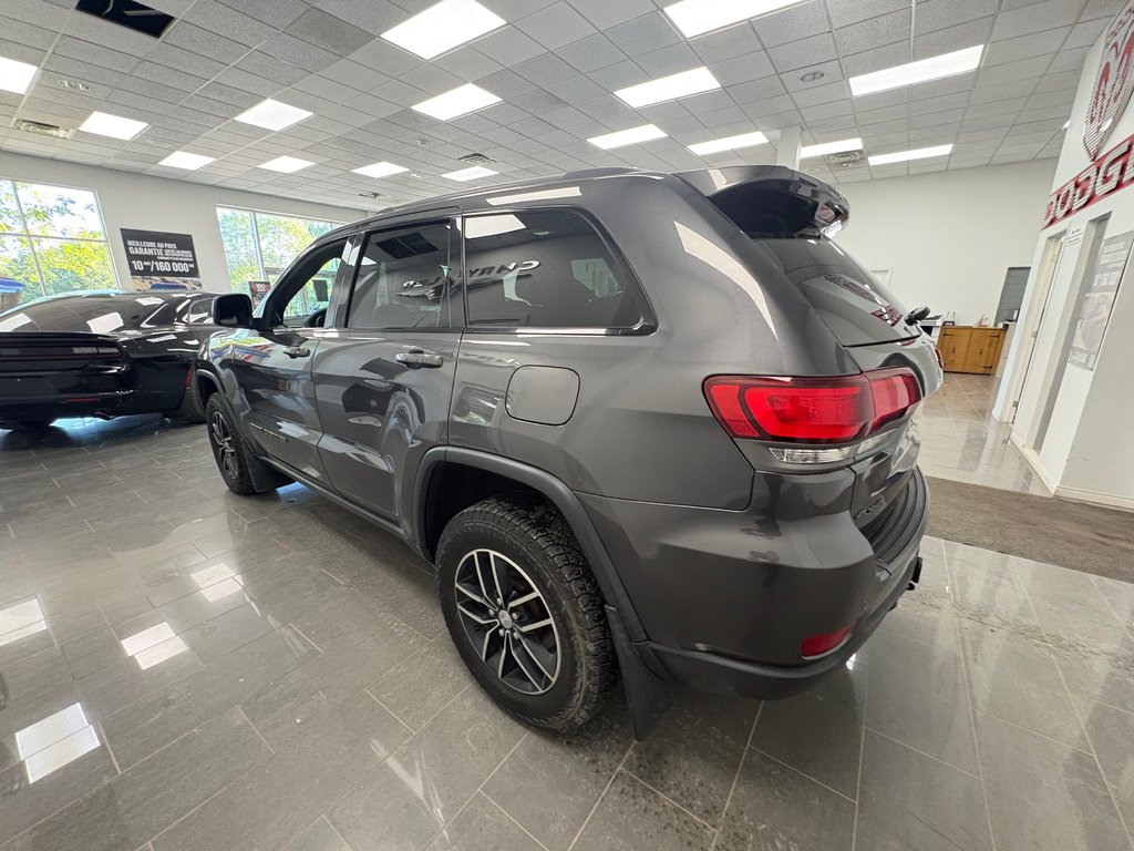 2017 Jeep Grand Cherokee Trailhawk in Paspébiac, Quebec - 7 - w1024h768px