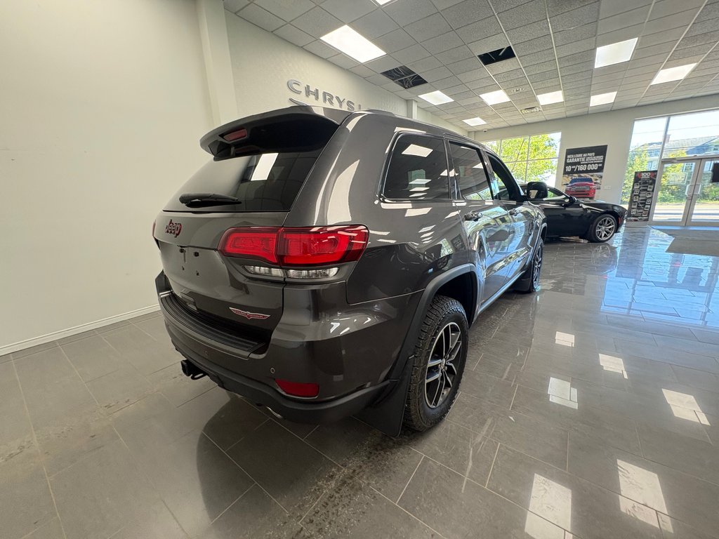 2017 Jeep Grand Cherokee Trailhawk in Paspébiac, Quebec - 5 - w1024h768px
