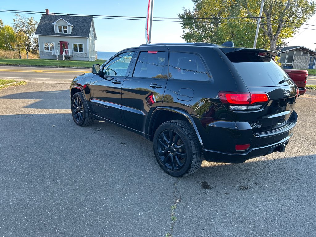 2021  Grand Cherokee Altitude in Paspébiac, Quebec - 9 - w1024h768px