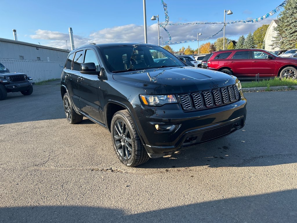 2021  Grand Cherokee Altitude in Paspébiac, Quebec - 3 - w1024h768px