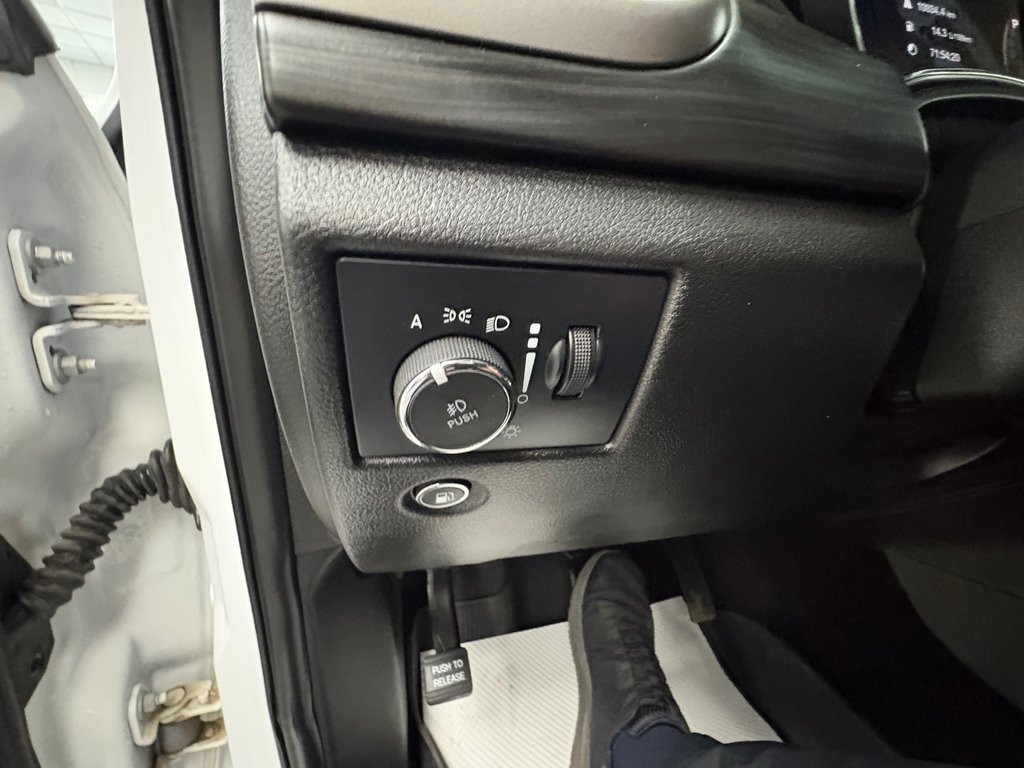 2021 Jeep Grand Cherokee Altitude in Paspébiac, Quebec - 21 - w1024h768px