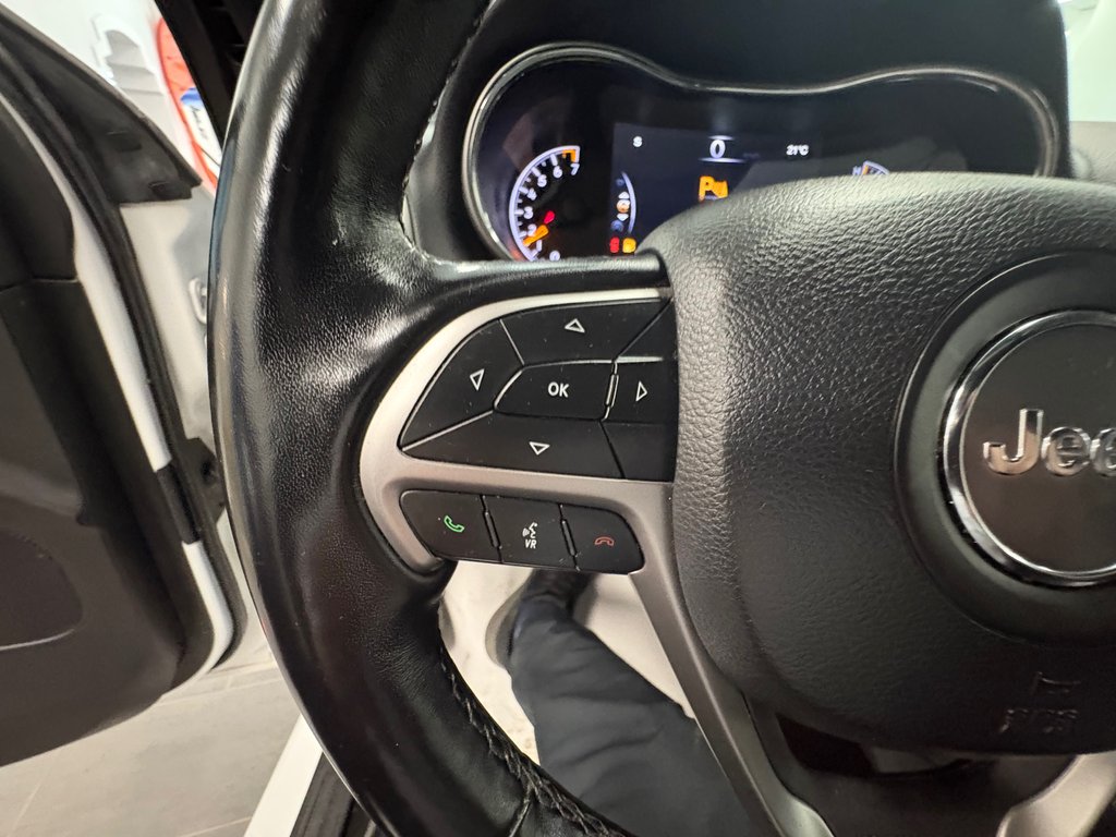 2021 Jeep Grand Cherokee Altitude in Paspébiac, Quebec - 19 - w1024h768px