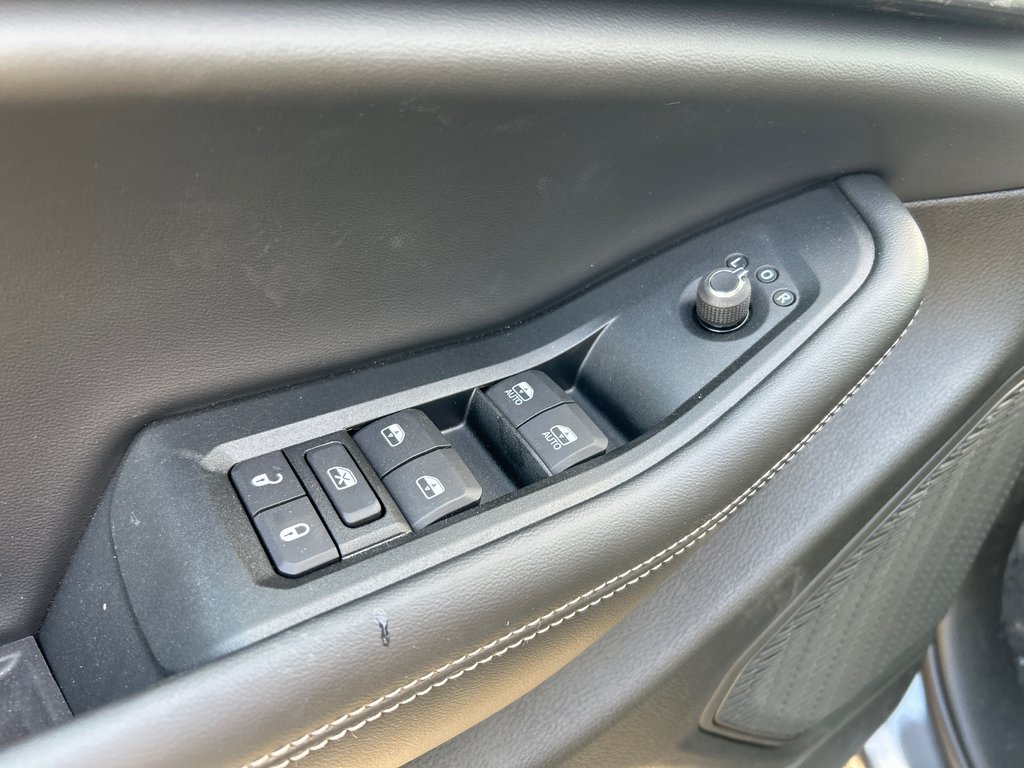 Jeep Grand Cherokee LAREDO ALTITUDE 2025 à Paspébiac, Québec - 13 - w1024h768px