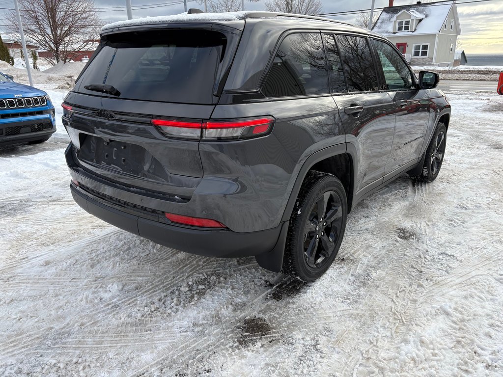 Jeep Grand Cherokee LAREDO ALTITUDE 2025 à Paspébiac, Québec - 6 - w1024h768px
