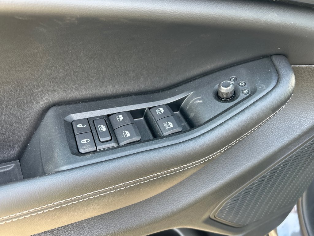 Jeep Grand Cherokee LAREDO ALTITUDE 2025 à Paspébiac, Québec - 14 - w1024h768px