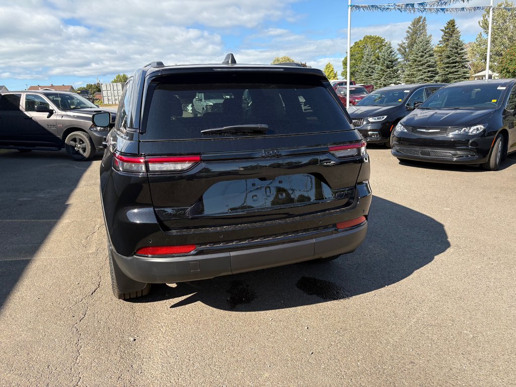 Jeep Grand Cherokee LIMITED 2025 à Paspébiac, Québec - 6 - w1024h768px
