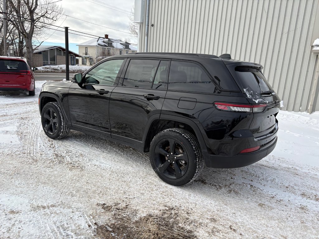 Jeep Grand Cherokee LAREDO ALTITUDE 2025 à Paspébiac, Québec - 7 - w1024h768px