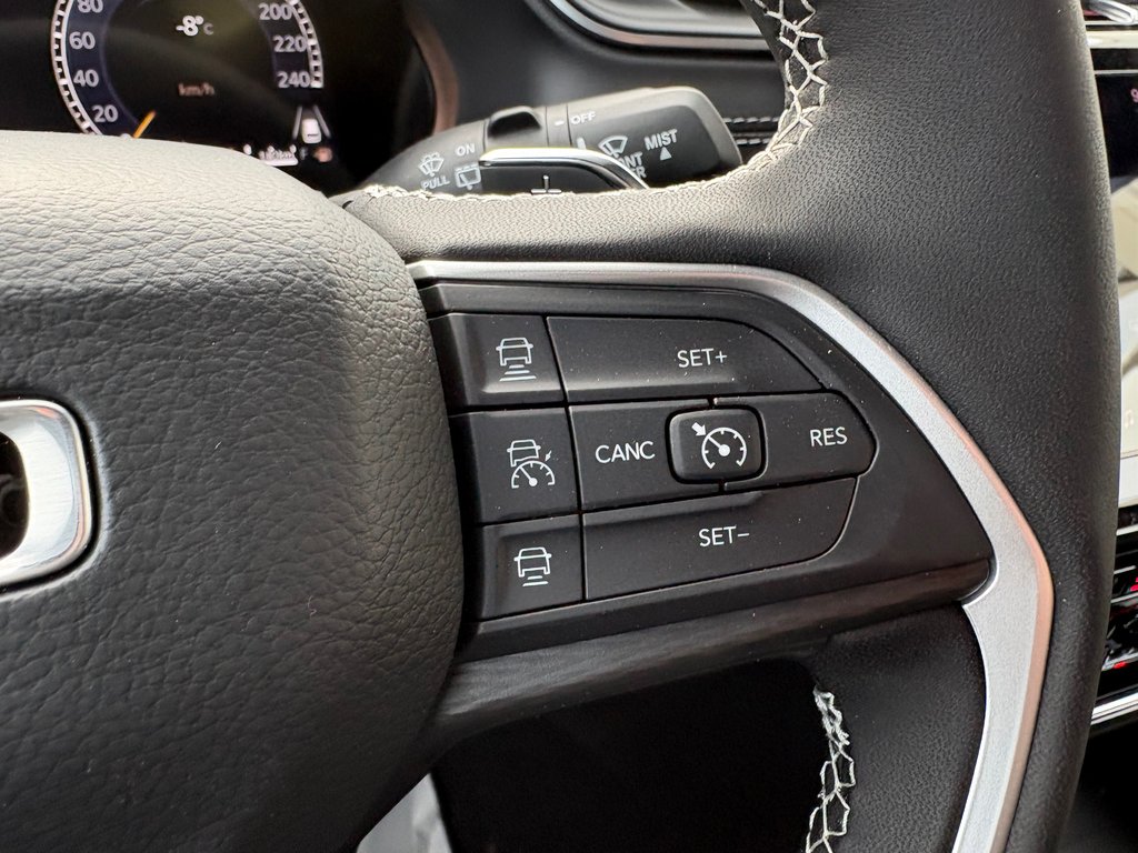 Jeep Grand Cherokee LAREDO ALTITUDE 2025 à Paspébiac, Québec - 17 - w1024h768px