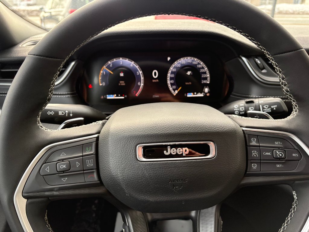 Jeep Grand Cherokee LAREDO ALTITUDE 2025 à Paspébiac, Québec - 16 - w1024h768px