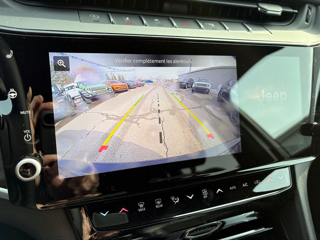 Jeep Grand Cherokee ALTITUDE 2026 à Paspébiac, Québec - 16 - w1024h768px