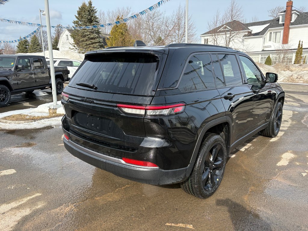 Jeep Grand Cherokee ALTITUDE 2026 à Paspébiac, Québec - 5 - w1024h768px
